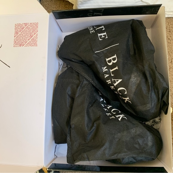 White House Black Market 'Tosha' peep-toe ankle strap platform heels 8 like new - Picture 11 of 16